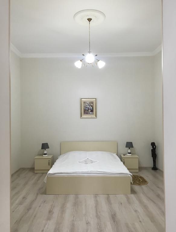 Batumi Summer Hotel Buitenkant foto